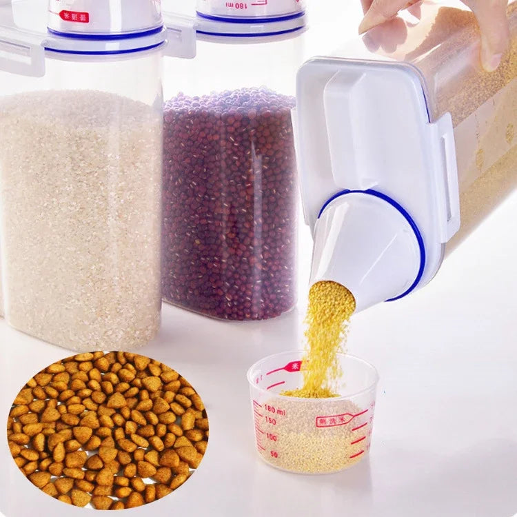 1.5kg/2kg Dog Cat Food Pail Plastic Storage Tank with Measuring Cup